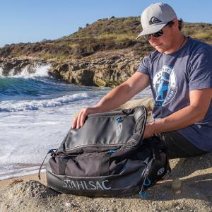 Steel-Duffel-Lifestyle-04