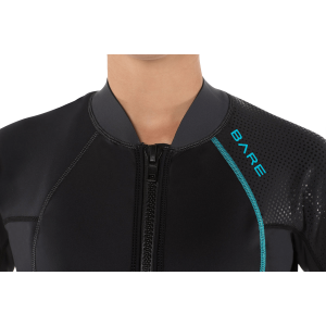 Womens-Top-Detail