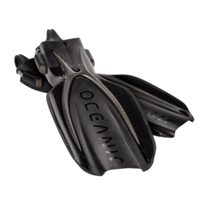 mantaray_blacktitanium_group_web_2