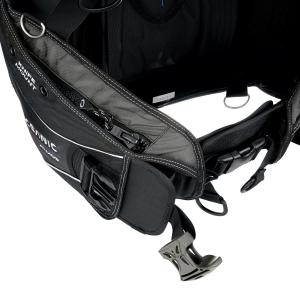 OC_Atmos_Detail_WeightPocket1